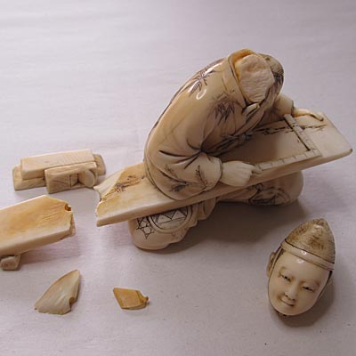 japanese Ivory Carpenter